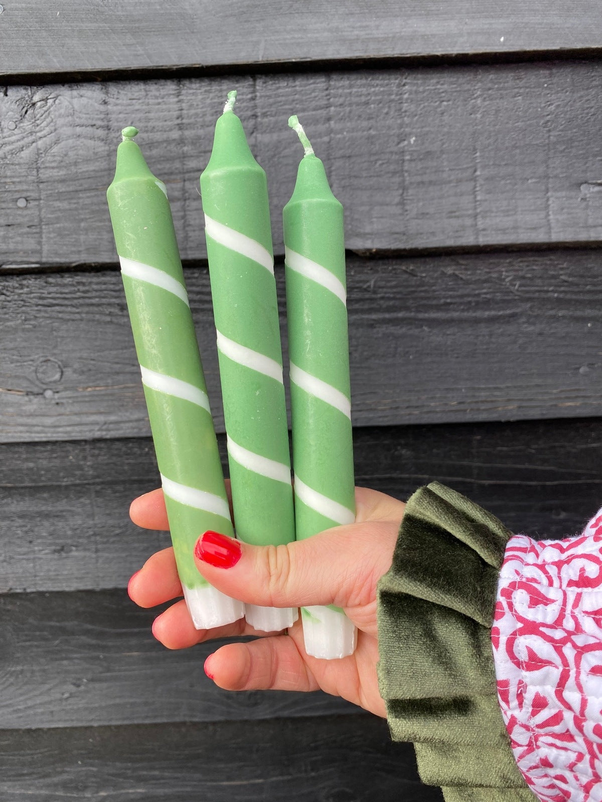 Green and White Spiral Candle