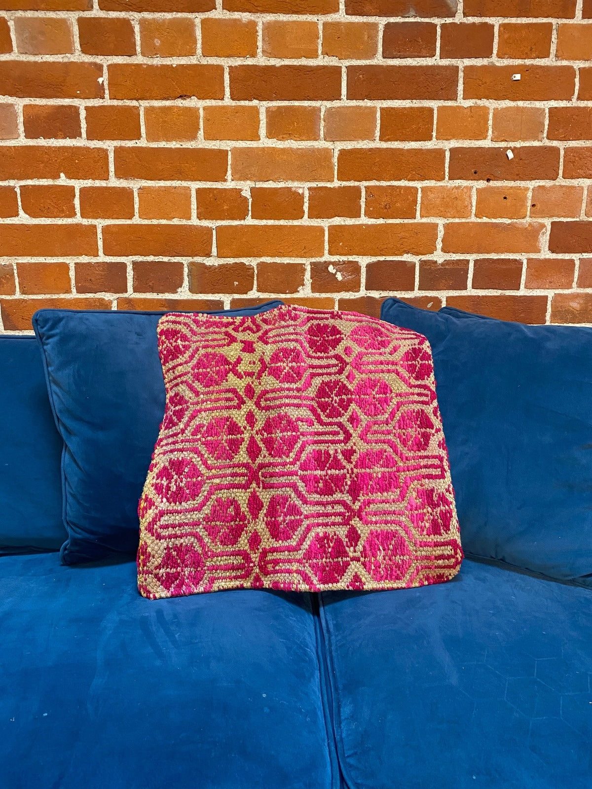 Peruvian Frazada Cushion Cover 1
