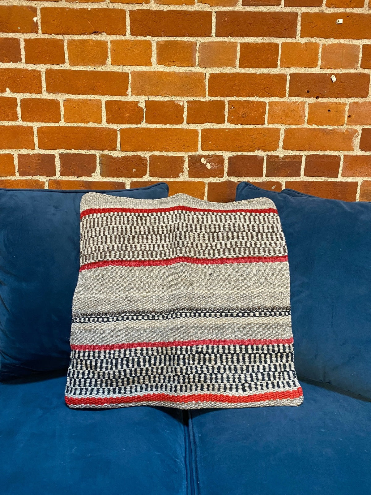 Peruvian Frazada Cushion Cover 7