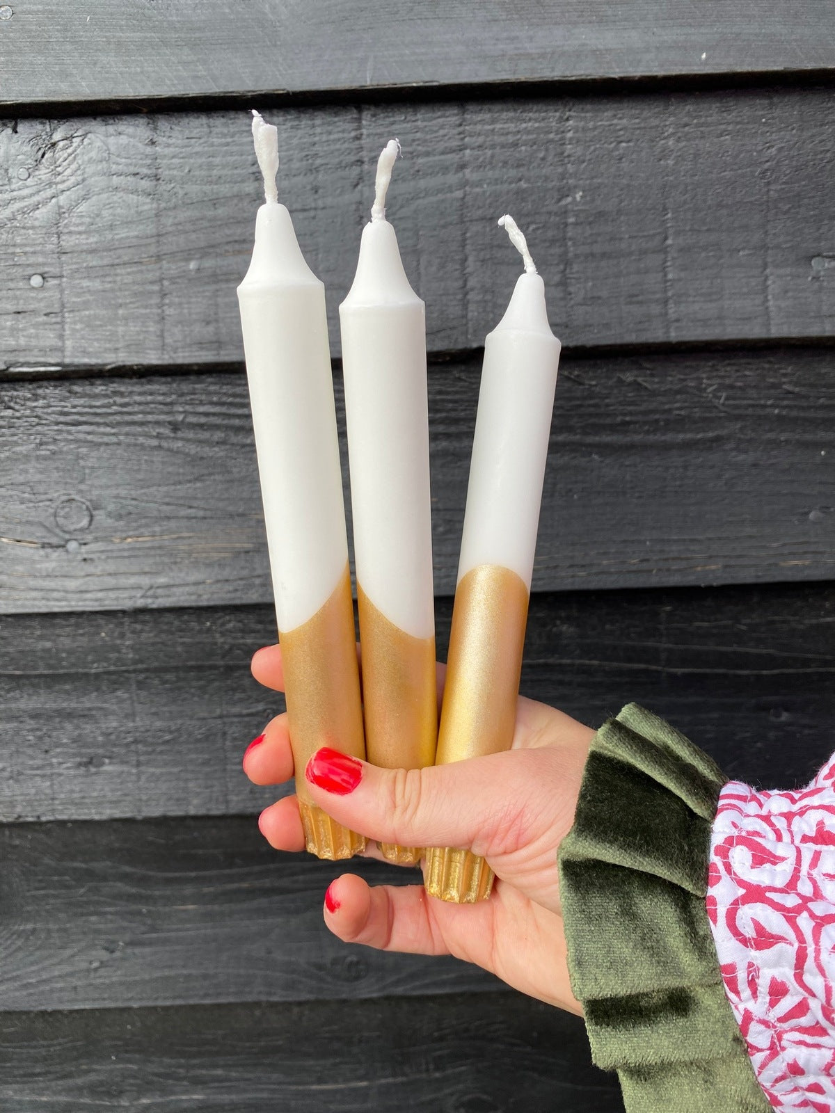 White and Gold Candle