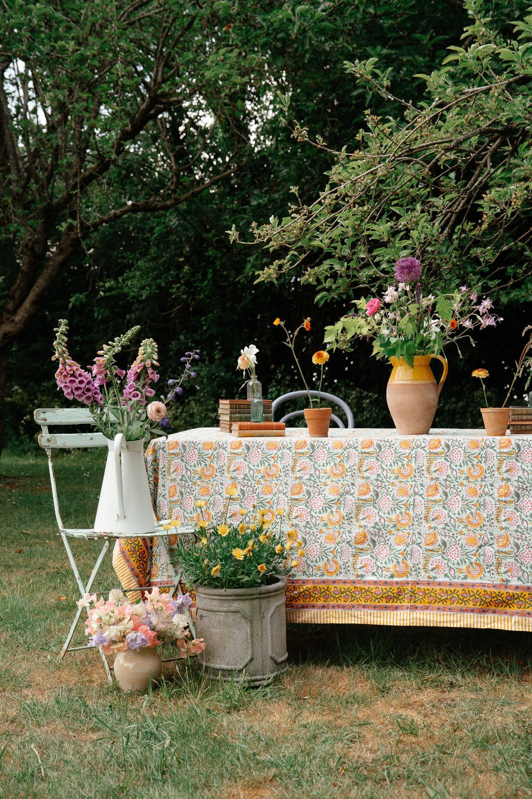Garden Bloom Floral Tablecloth