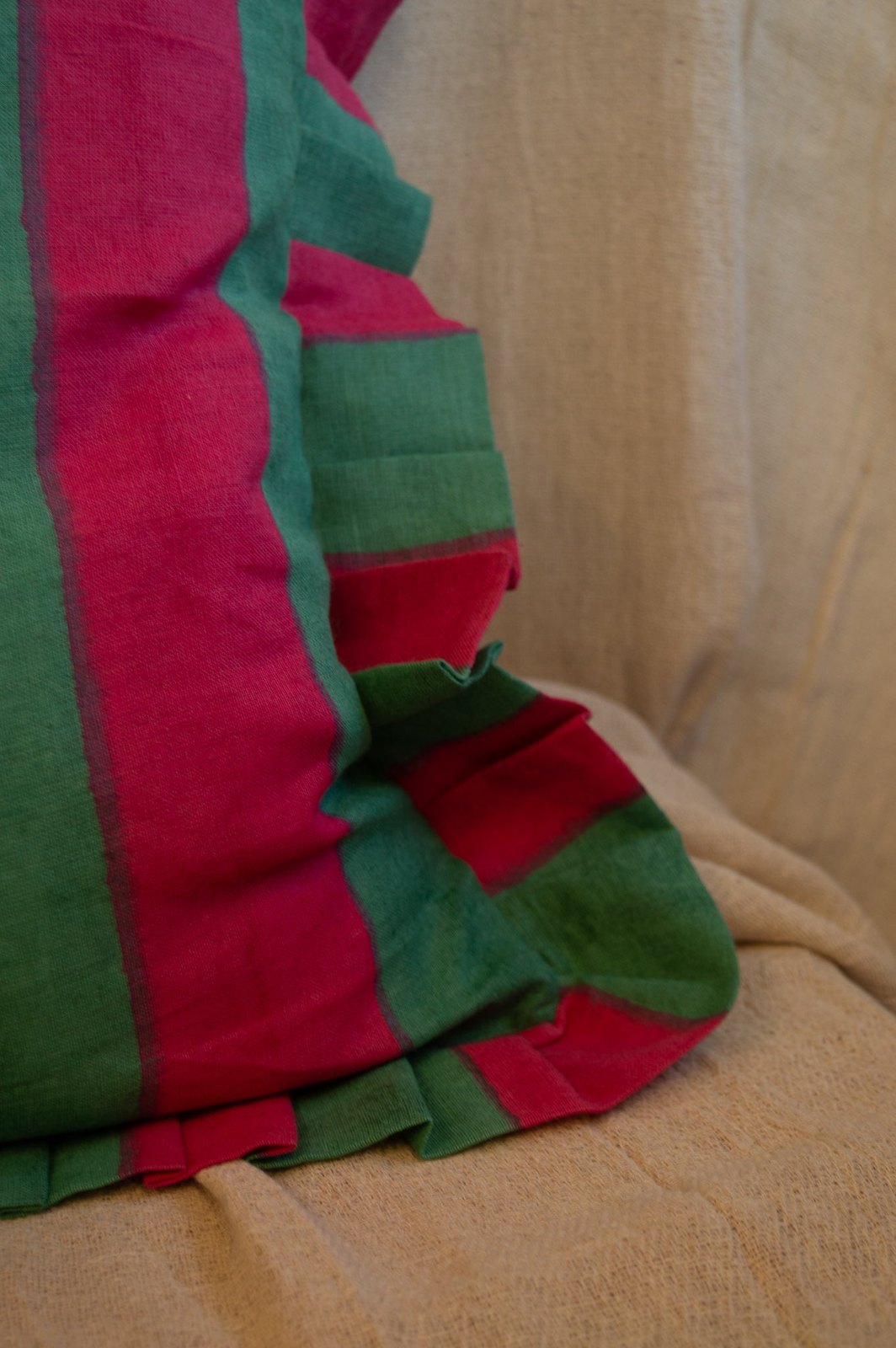 Ruffle Linen Cushion Cover - Green/Red