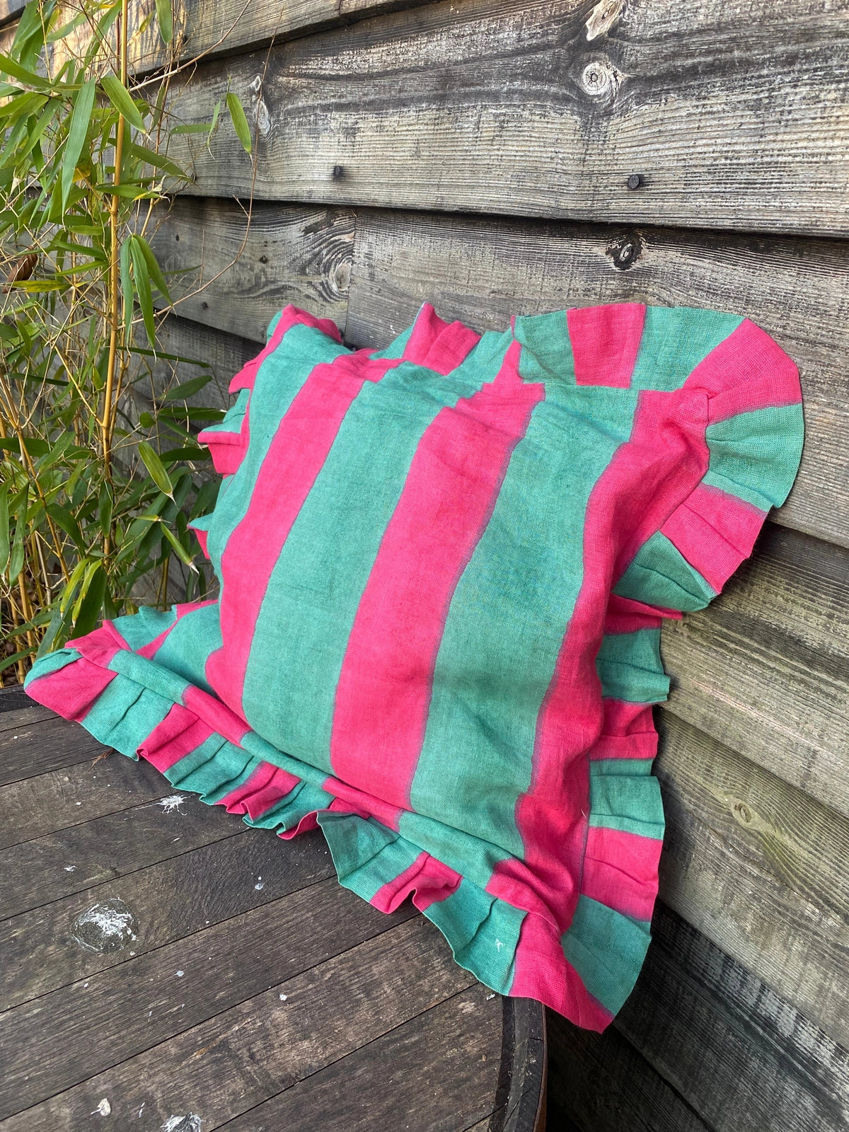 Ruffle Linen Cushion Cover - Green/Red