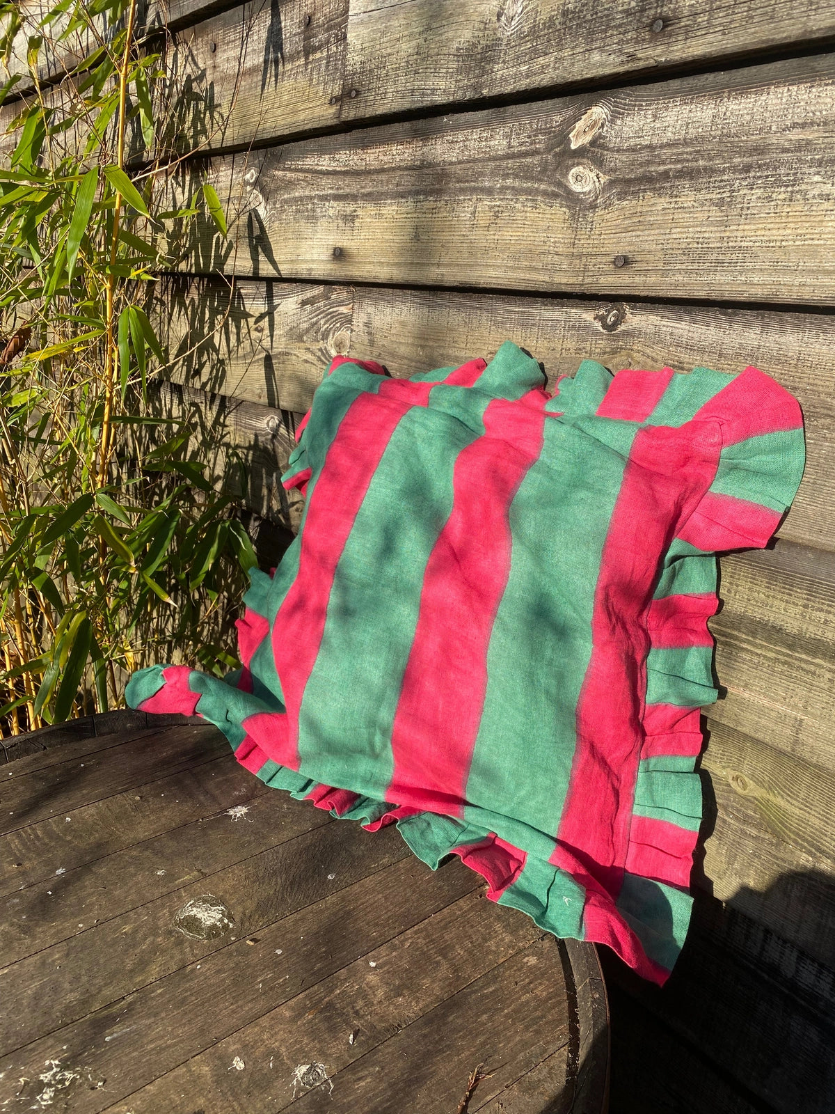 Ruffle Linen Cushion Cover - Green/Red