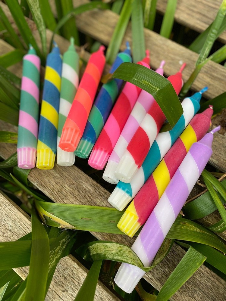 Teal and White Helter Skelter Candle