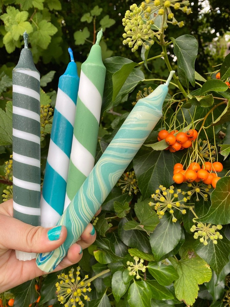 Teal and White Helter Skelter Candle