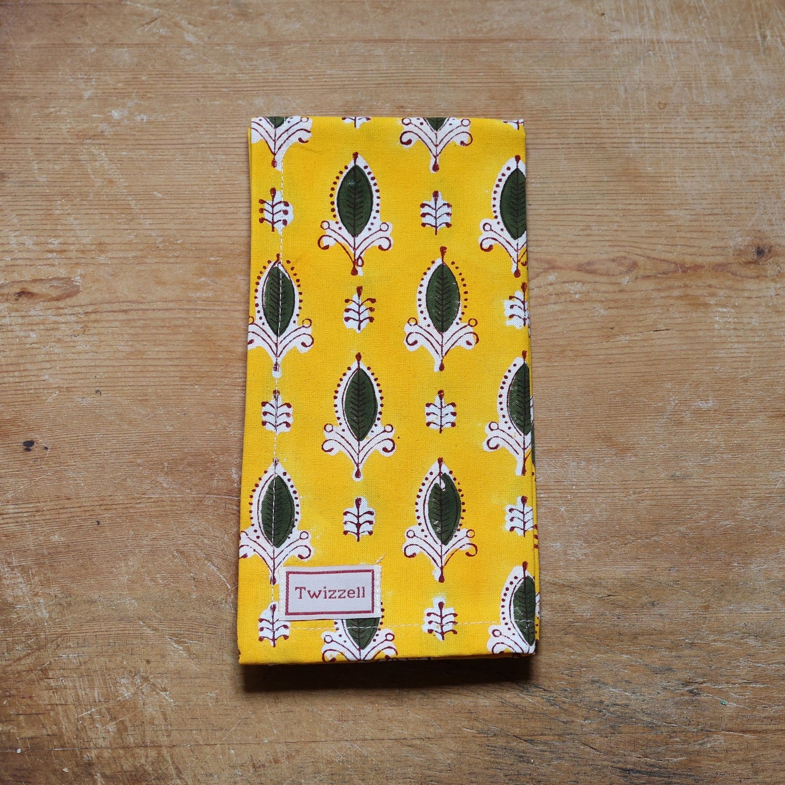 SECONDS Yellow with Green Leaf Napkin x 4