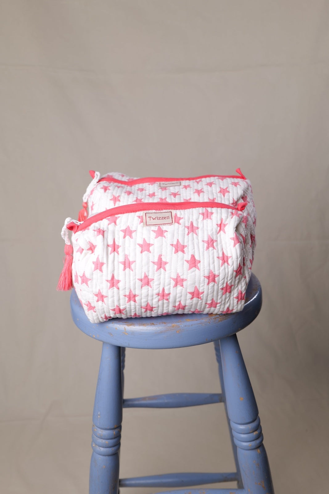 SECONDS Quilted Wash Bag - Pink Stars