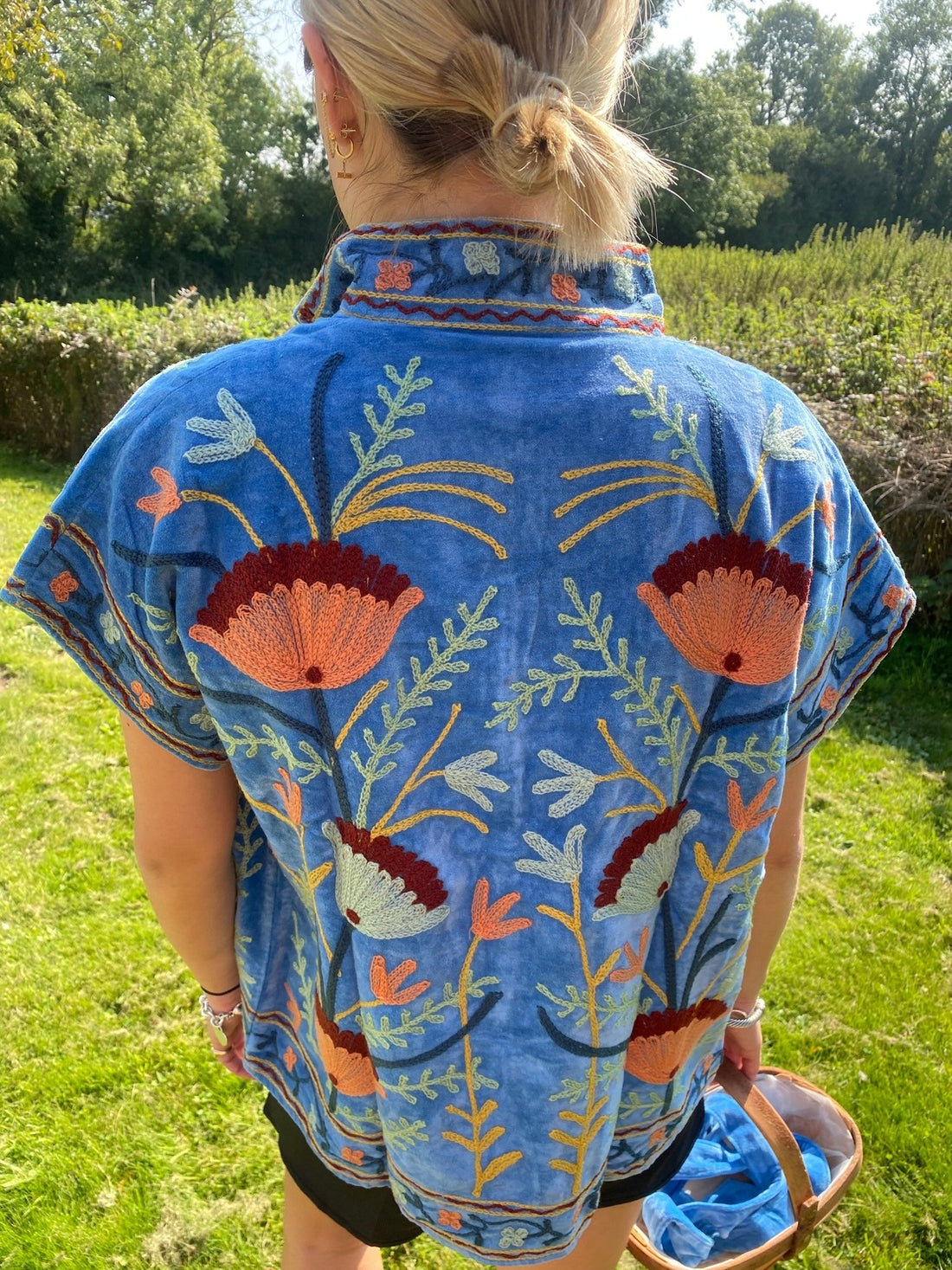Velvet Cap Sleeve Embroidered Gilet - Blue