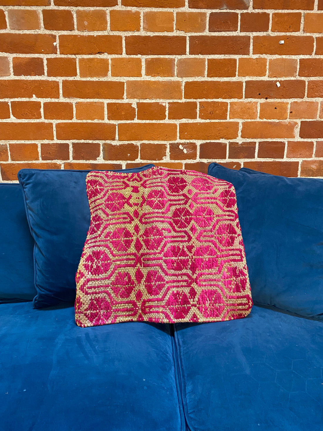Peruvian Frazada Cushion Cover 1
