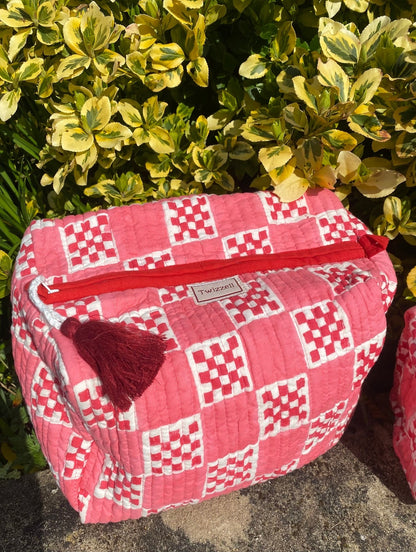 Quilted Wash Bag - Pink Red Checkerboard