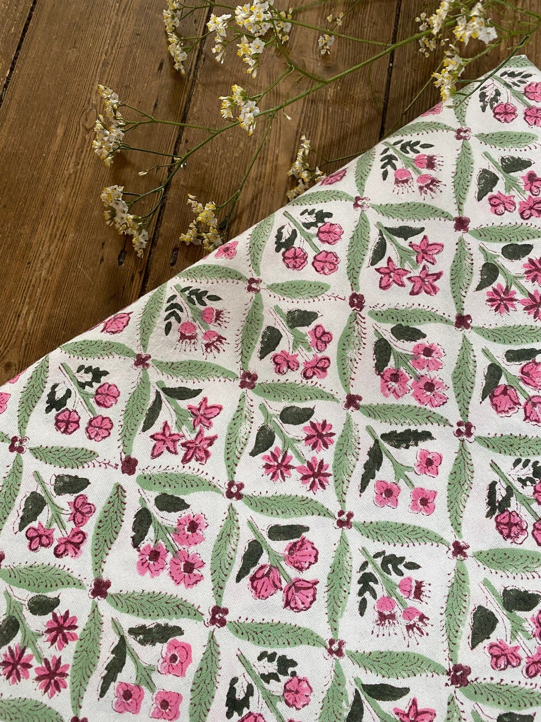 Indian Block Print Tablecloth - Floral Diamond Pink/Maroon