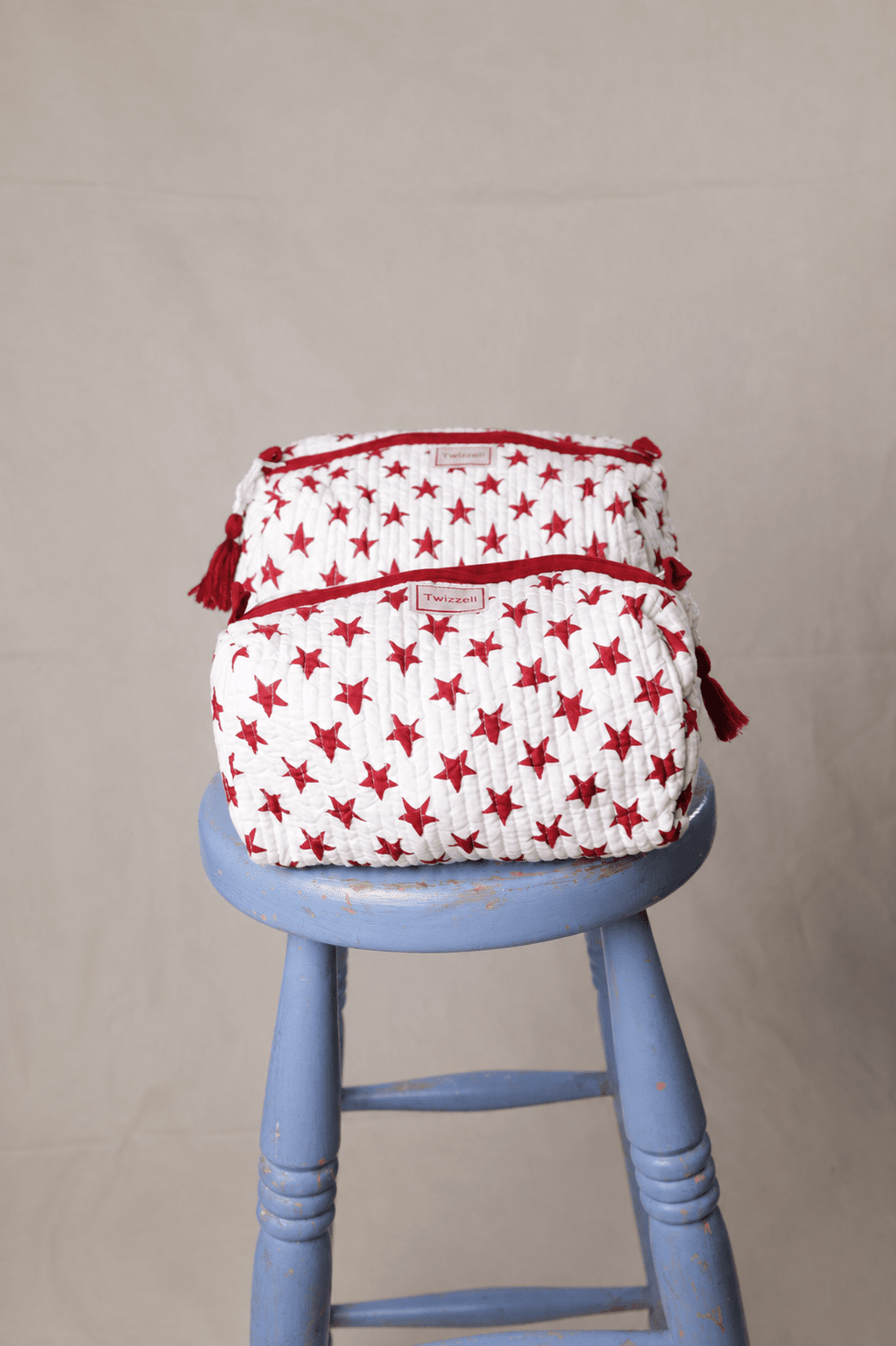 Quilted Wash Bag - Red Star