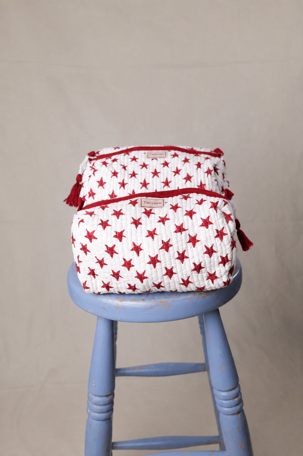 Quilted Wash Bag - Red Star