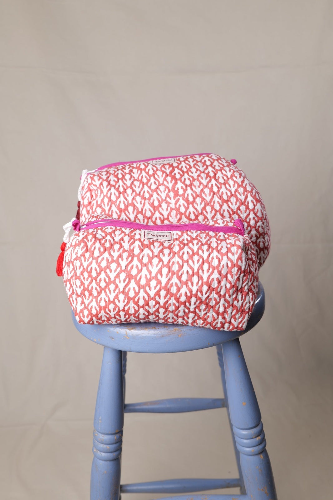 Quilted Wash Bag - Red