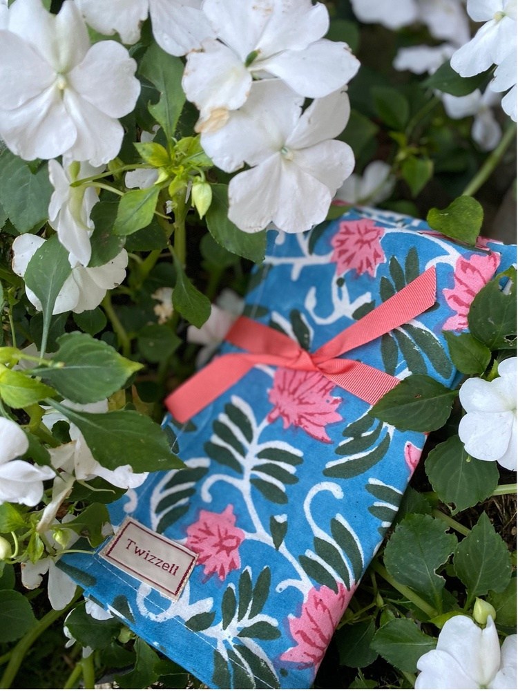 SECONDS Pink Lily Napkin x 4