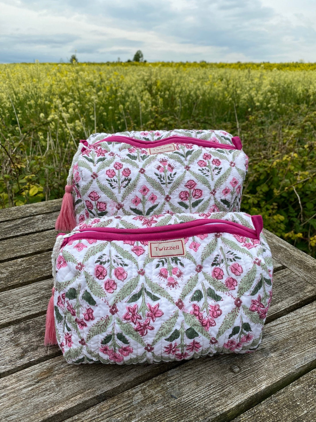 Quilted Wash Bag - Pink Diamond