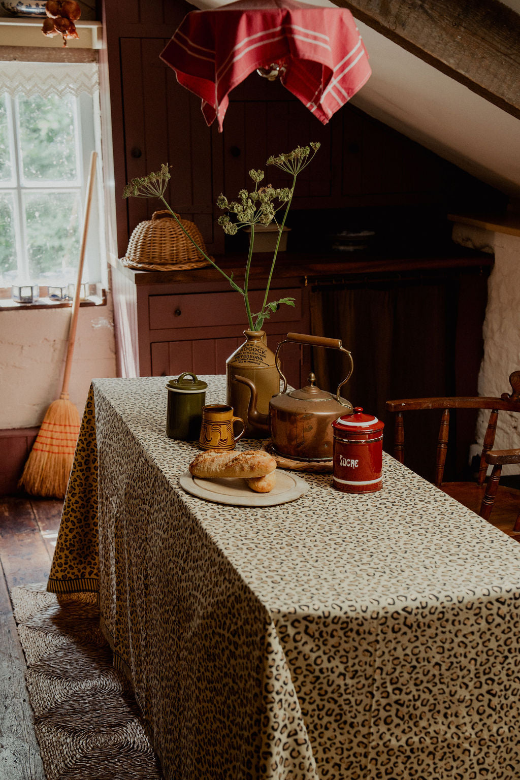 Leopard with Gold Tablecloth