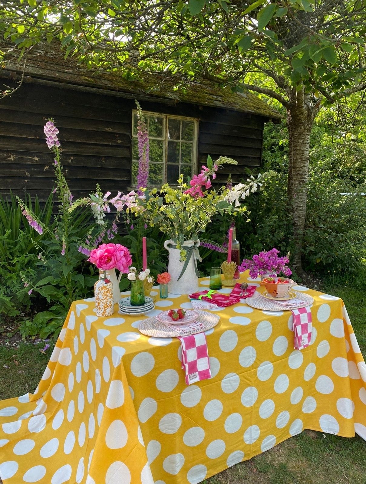 Yellow Spot Tablecloth