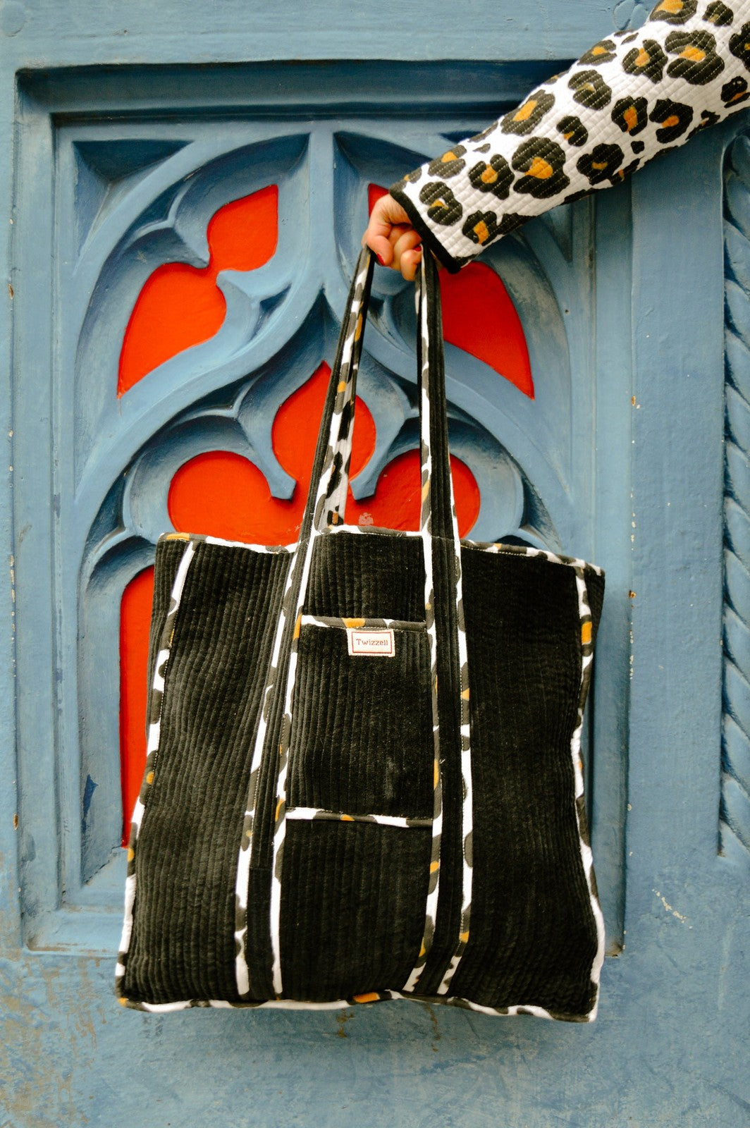Velvet Reversible Bag - Black and Leopard