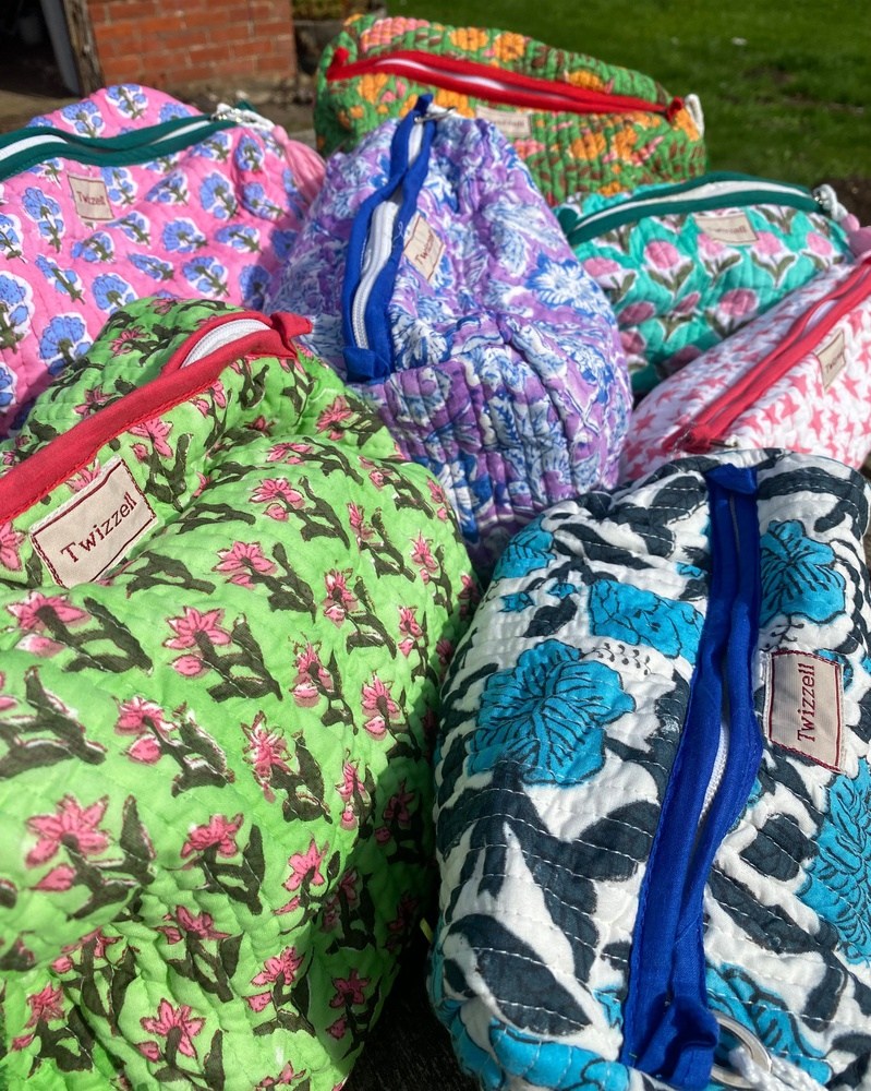 Quilted Wash Bag - Green/Pink