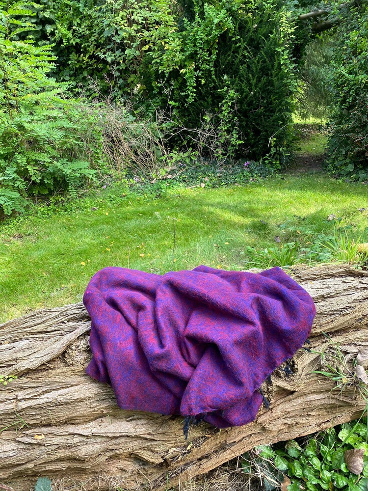Himalayan Blanket - Magenta Purple