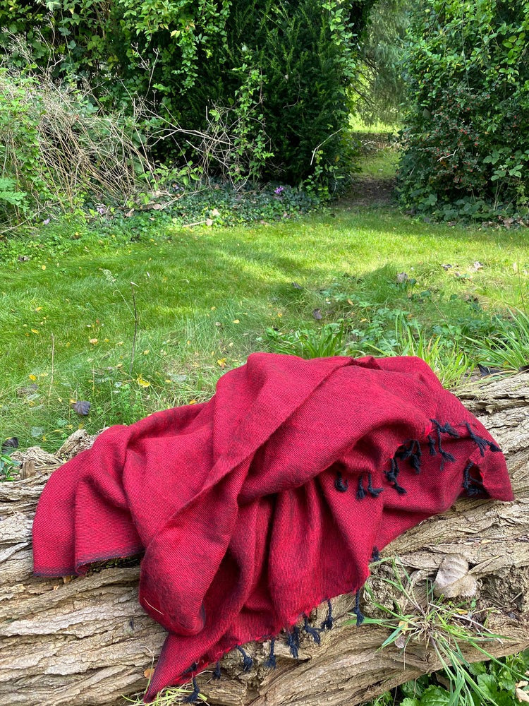 Himalayan Blanket - Deep Red