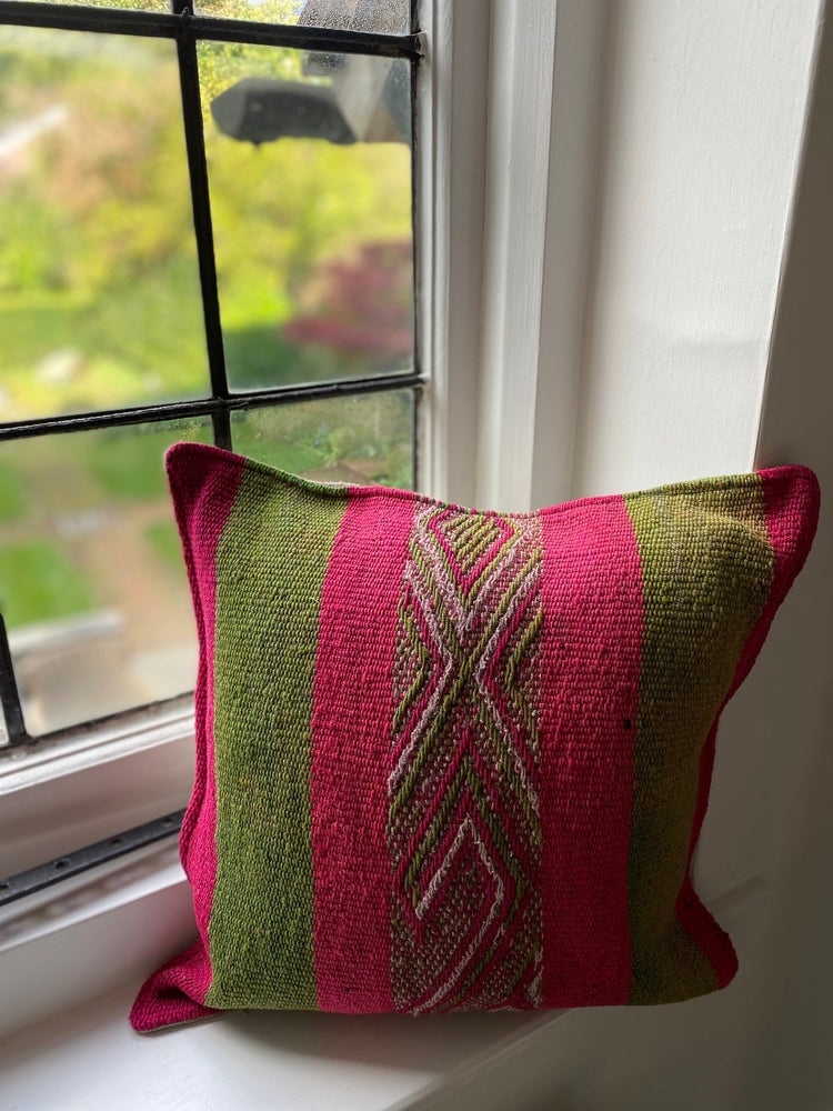 Peruvian Frazada Cushion Cover Pink and Green 1
