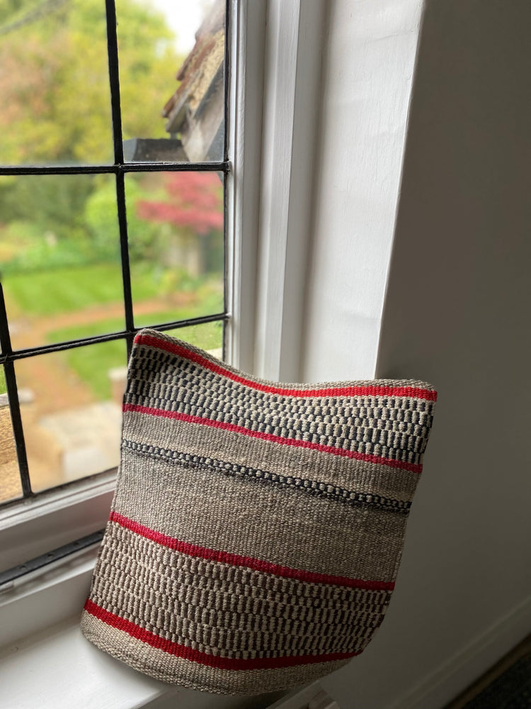Peruvian Frazada Cushion Cover Grey, Red and Black 4