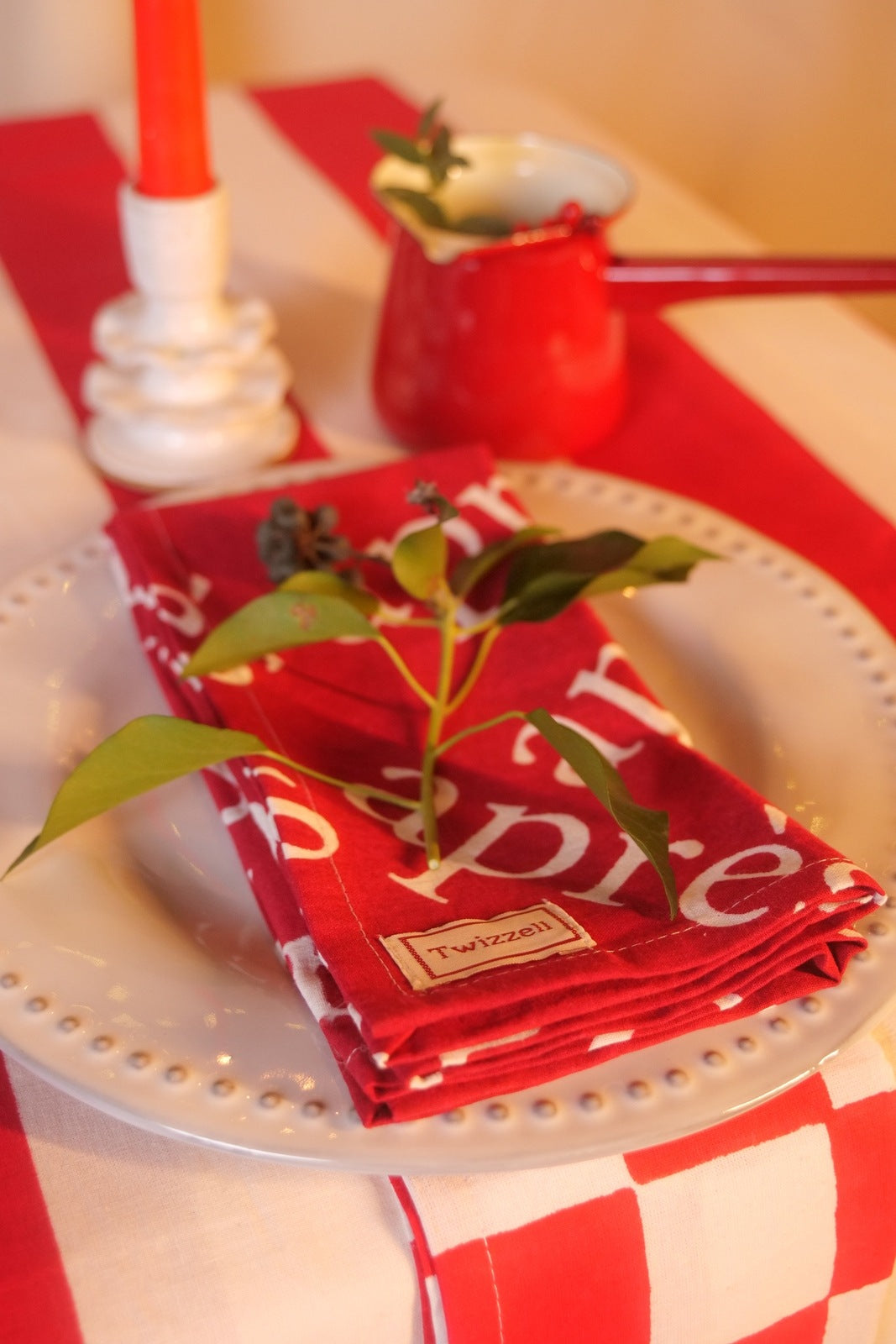 Red &amp; White Après Napkin x 4