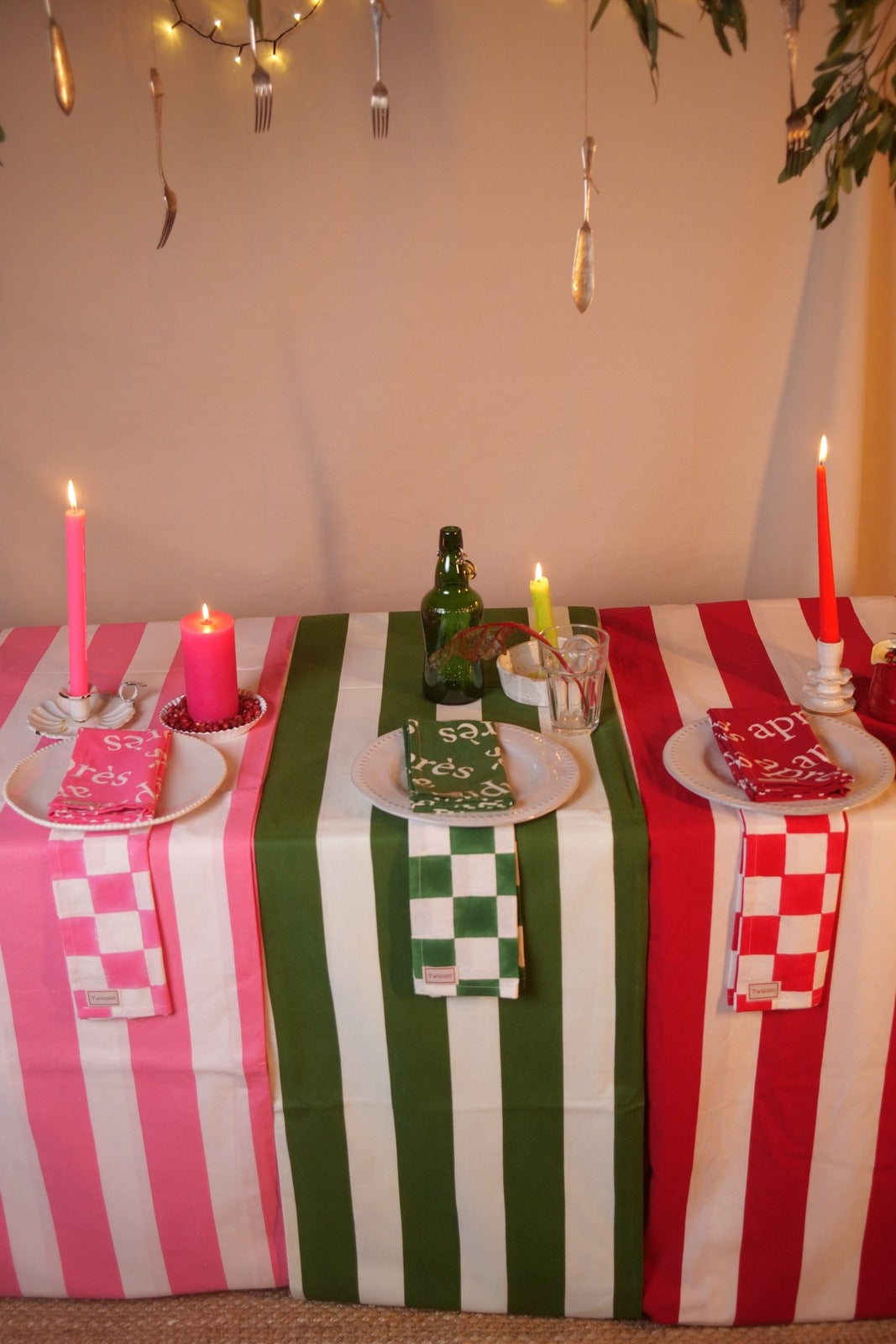 Red &amp; White Après Napkin x 4