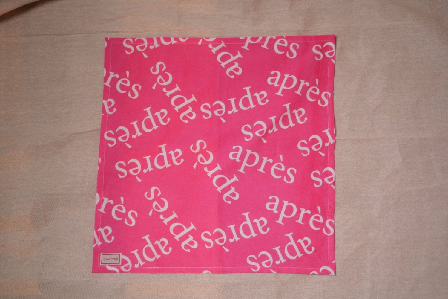 Pink &amp; White Après Napkin x 4